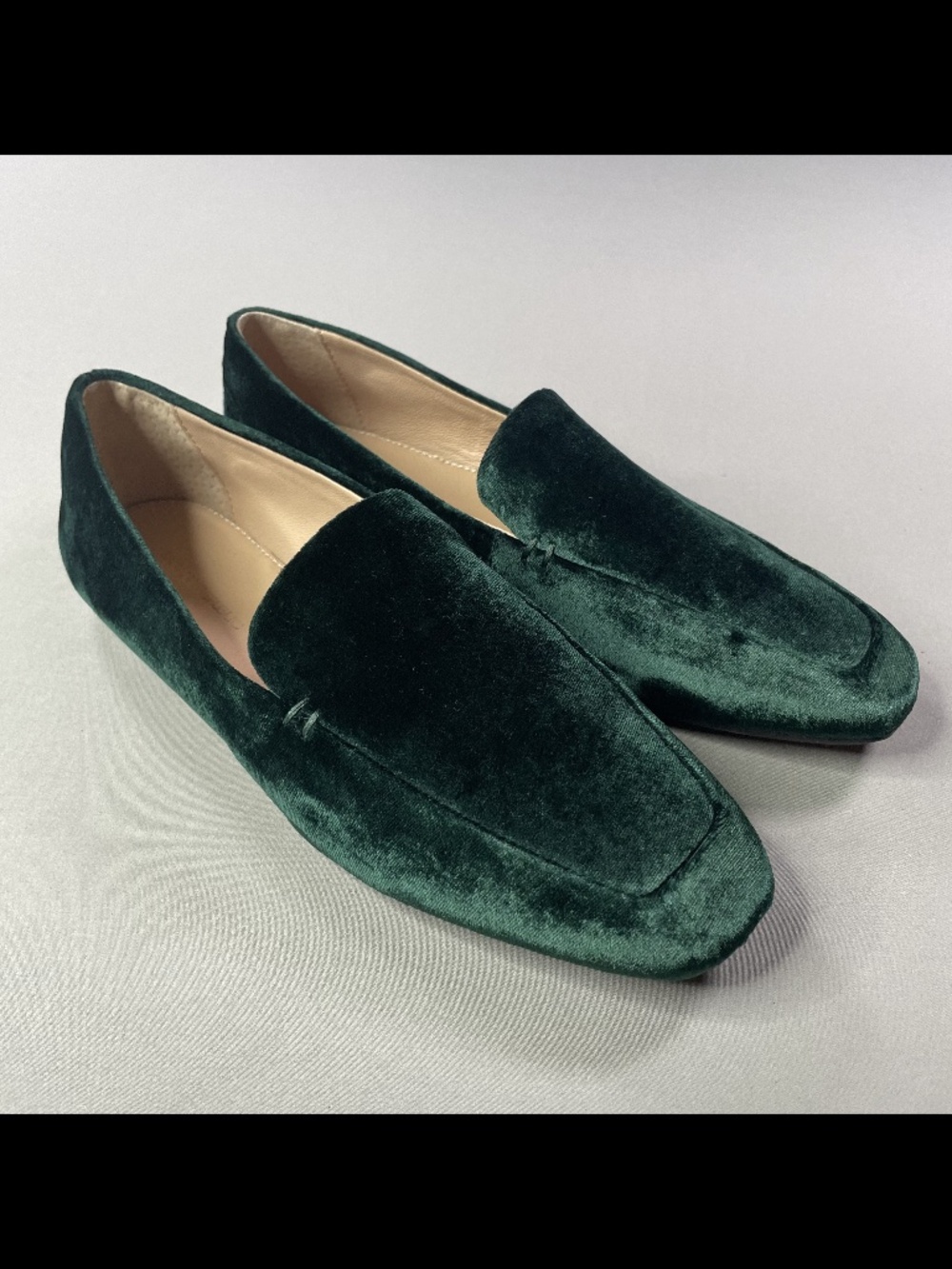 NEW Banana Republic Shoes Womens 6 green velvet slip on loafer preppy classic